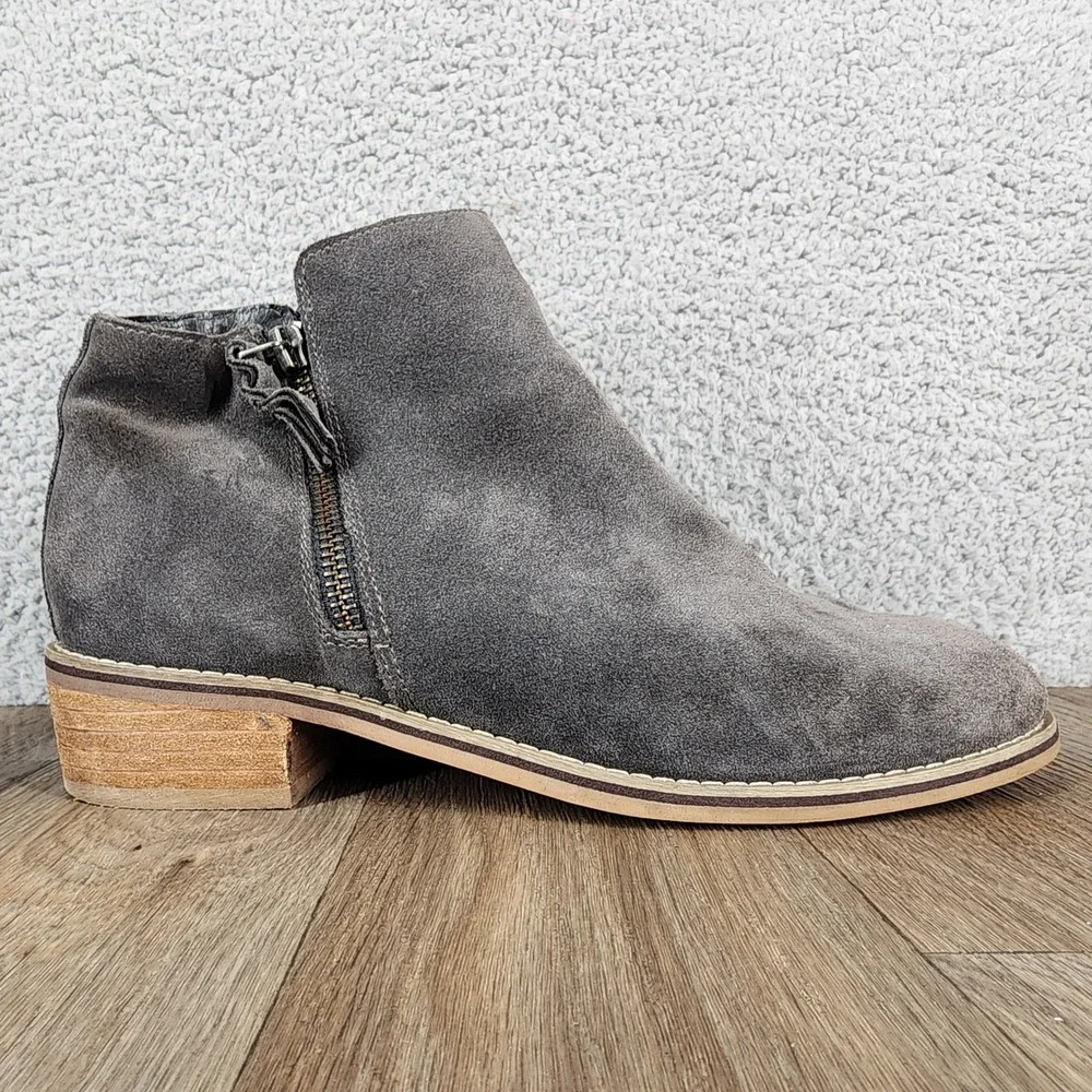 Blondo Waterproof‎ Suede Ankle Booties Side Zip Wooden Heel Women Size 9M Gray